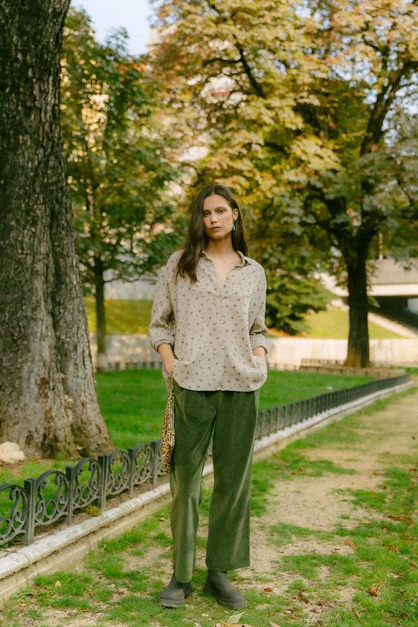 Triana By C Pantalón MILLET pana verde Último día