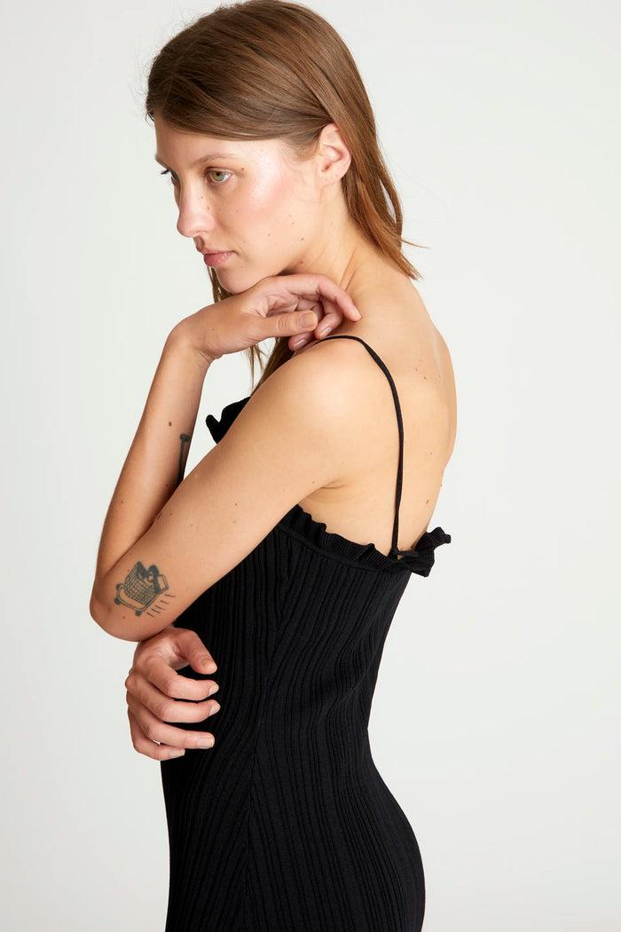 wild pony Vestido largo punto volantes negro Superdescuento