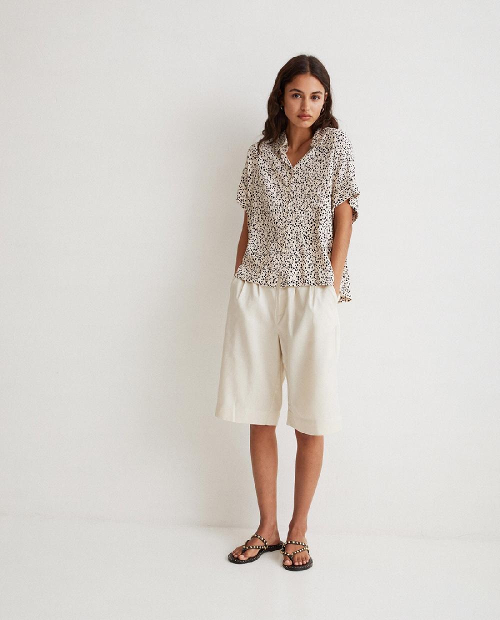 yerse Bermudas pinzas natural Ofertas especiales
