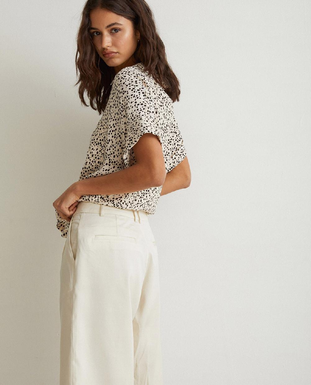 yerse Bermudas pinzas natural Ofertas especiales