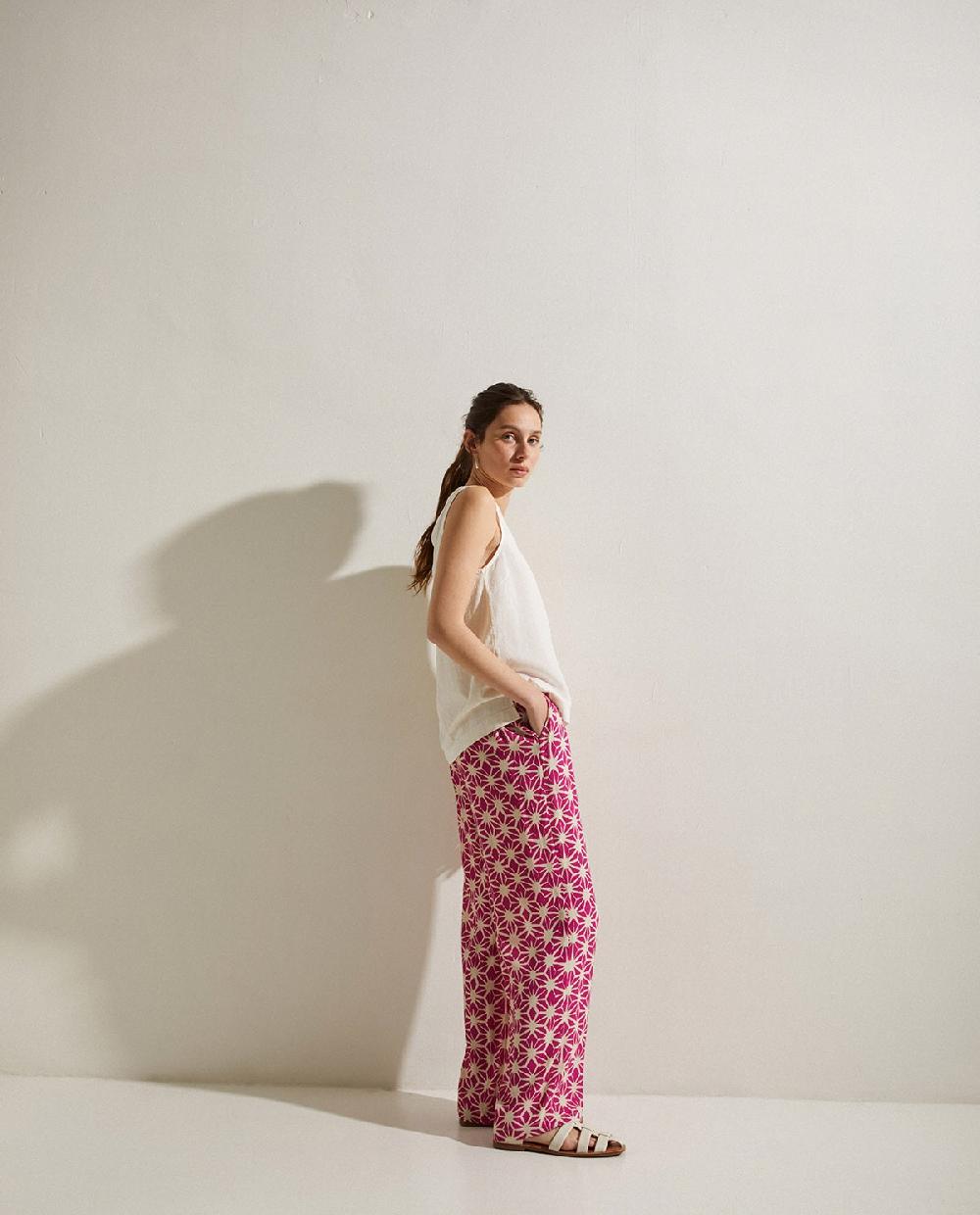 yerse Pantalón fluido estampado fuchsia Solo hoy