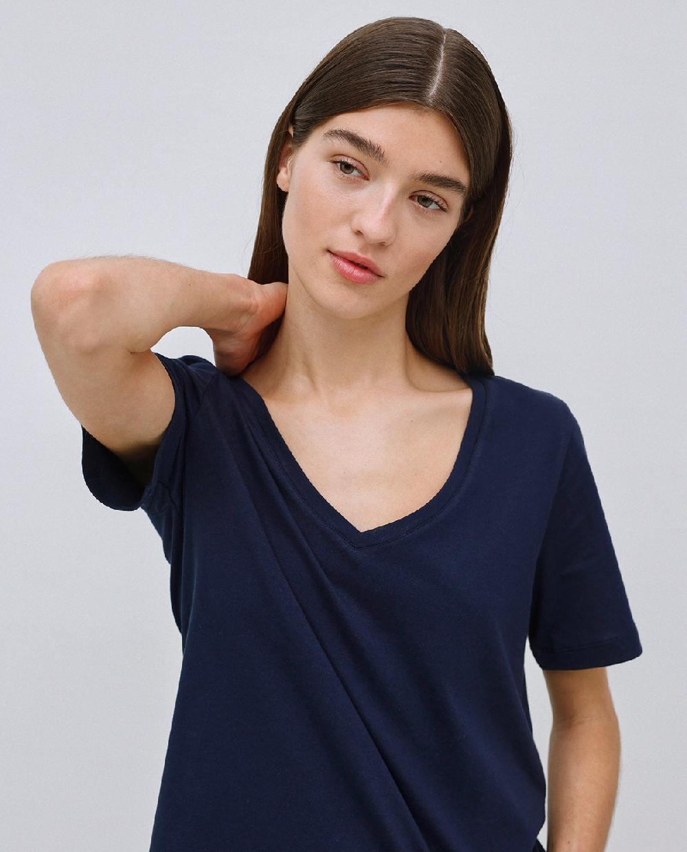 yerse Camiseta básica cuello pico azul oscuro Rebajas de fábrica