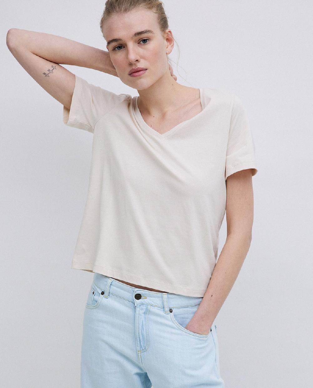 yerse Camiseta básica cuello pico beige Los más vendidos