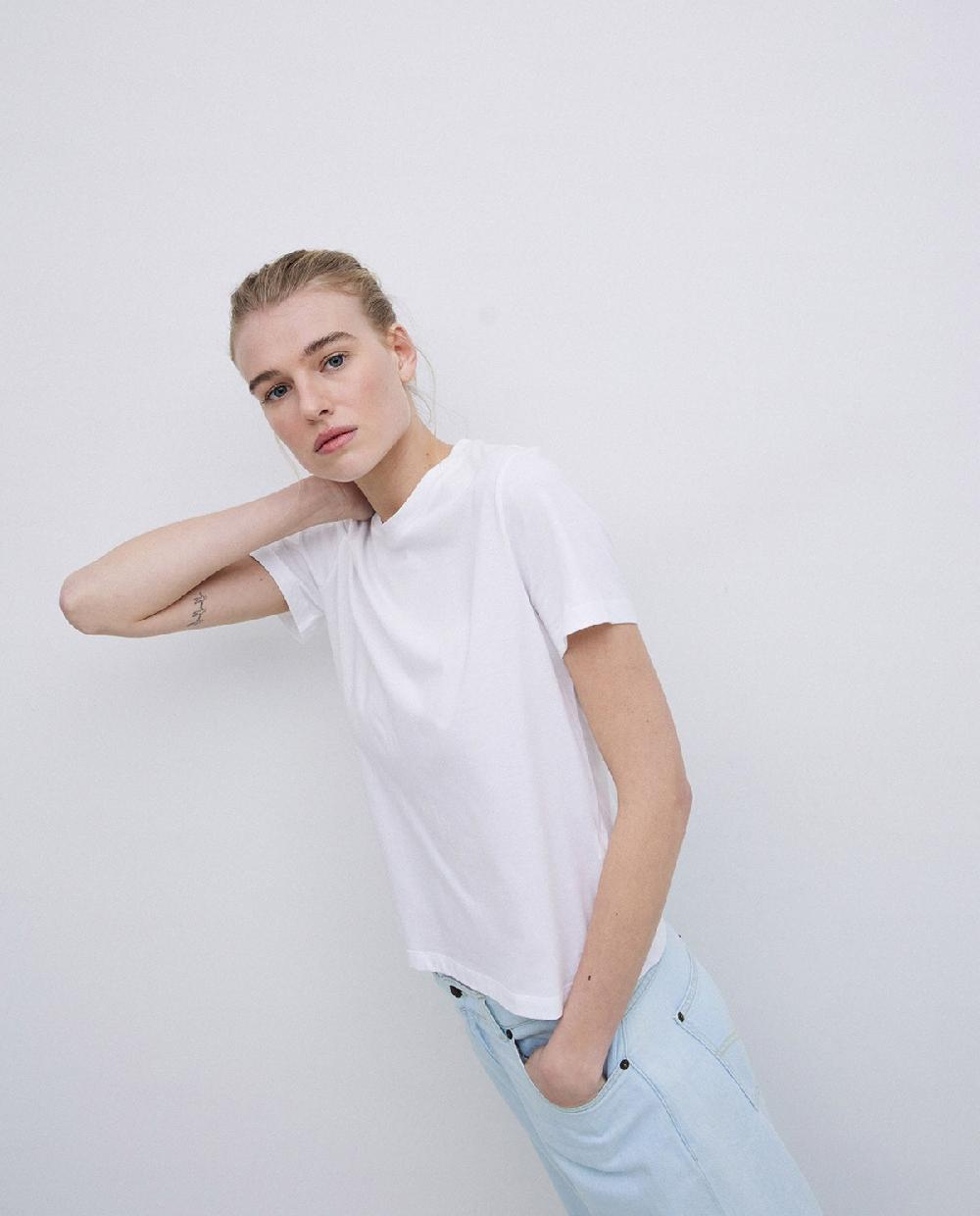 yerse Camiseta básica cuello redondo blanco Tienda