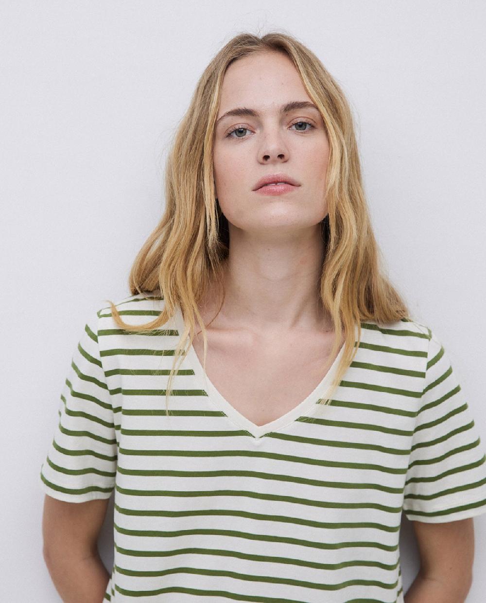 yerse Camiseta rayas cuello pico verde Envío gratis