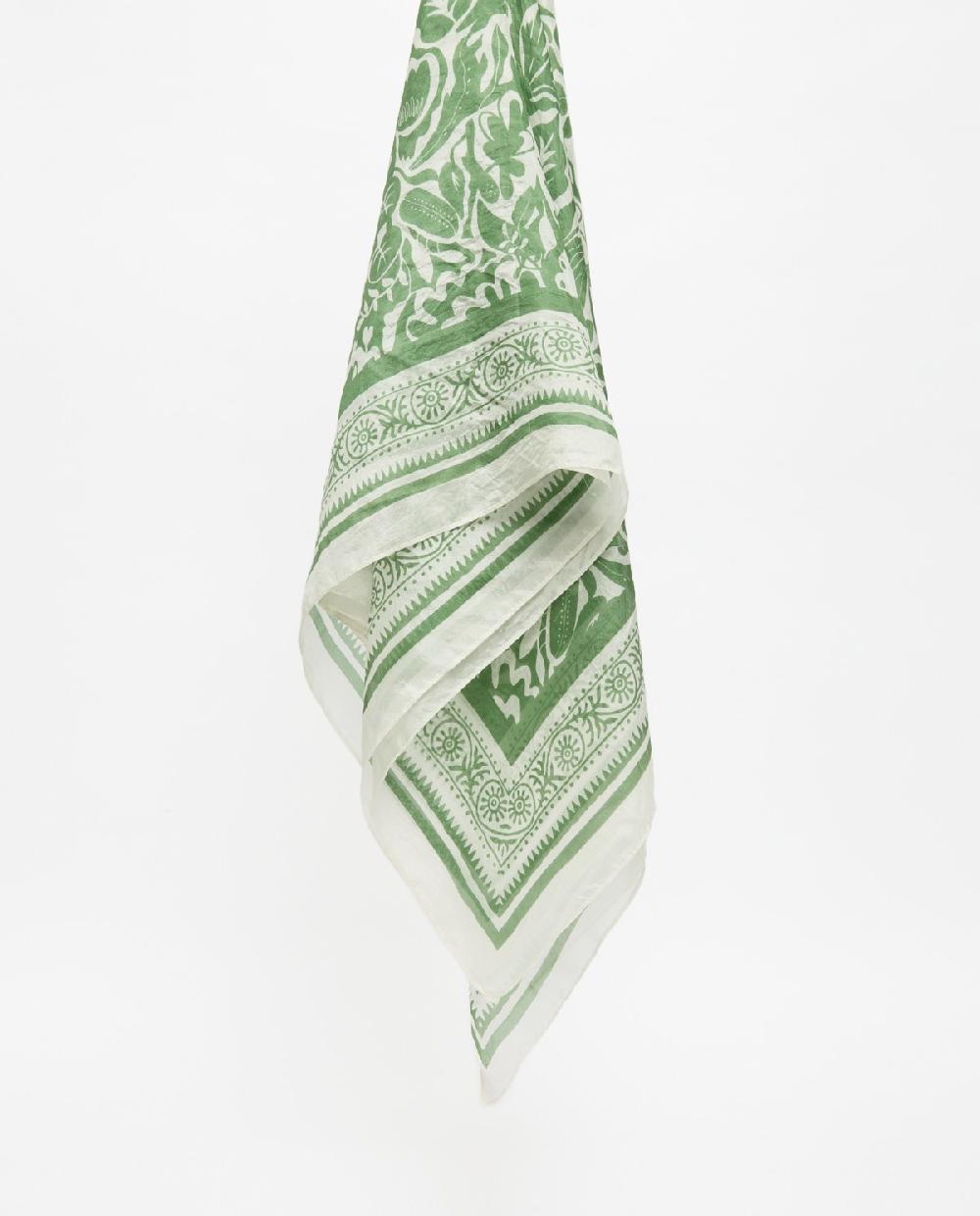 yerse Pañuelo Seda verde Última moda