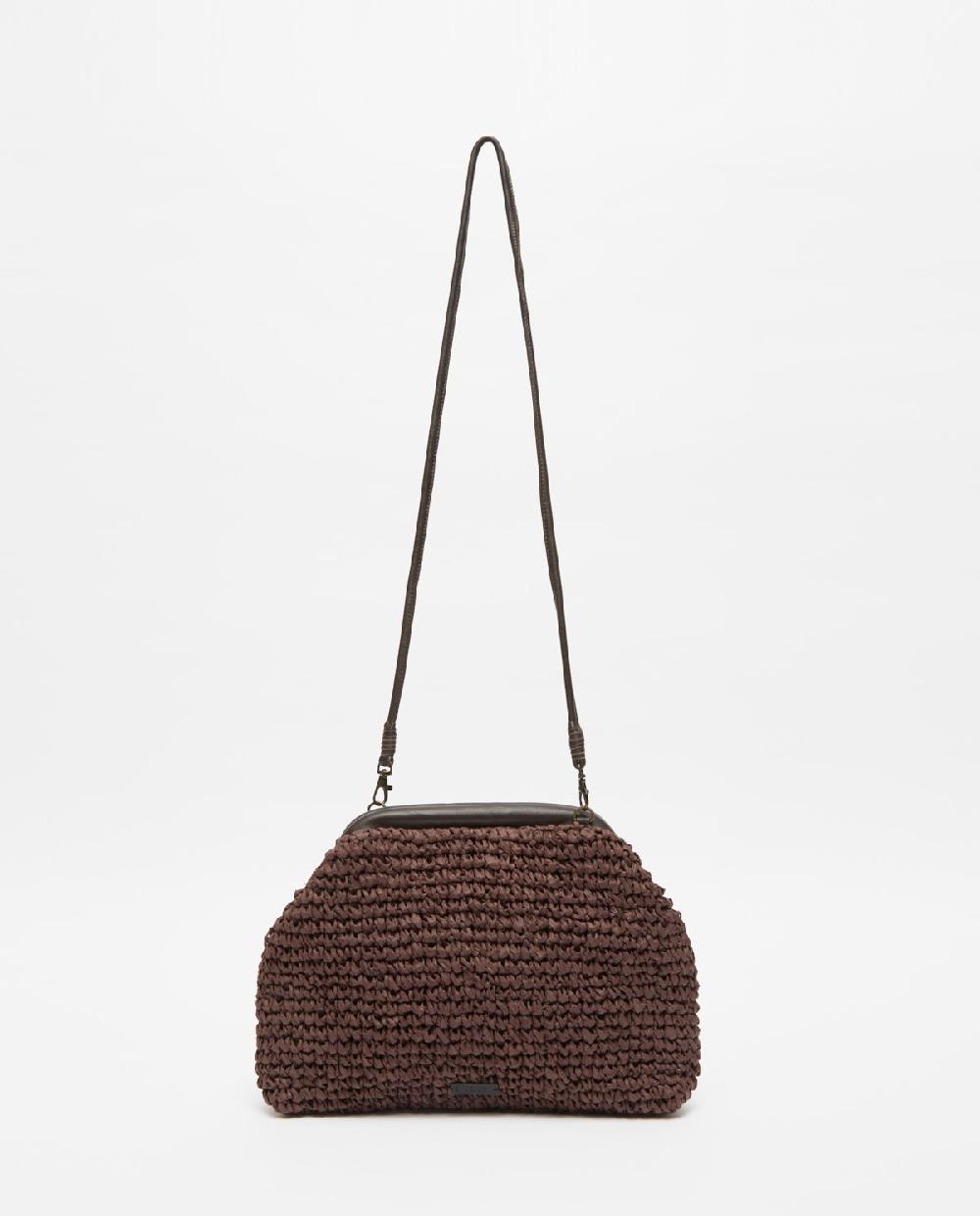 yerse Bolso handmade rafia y piel chocolate 2025