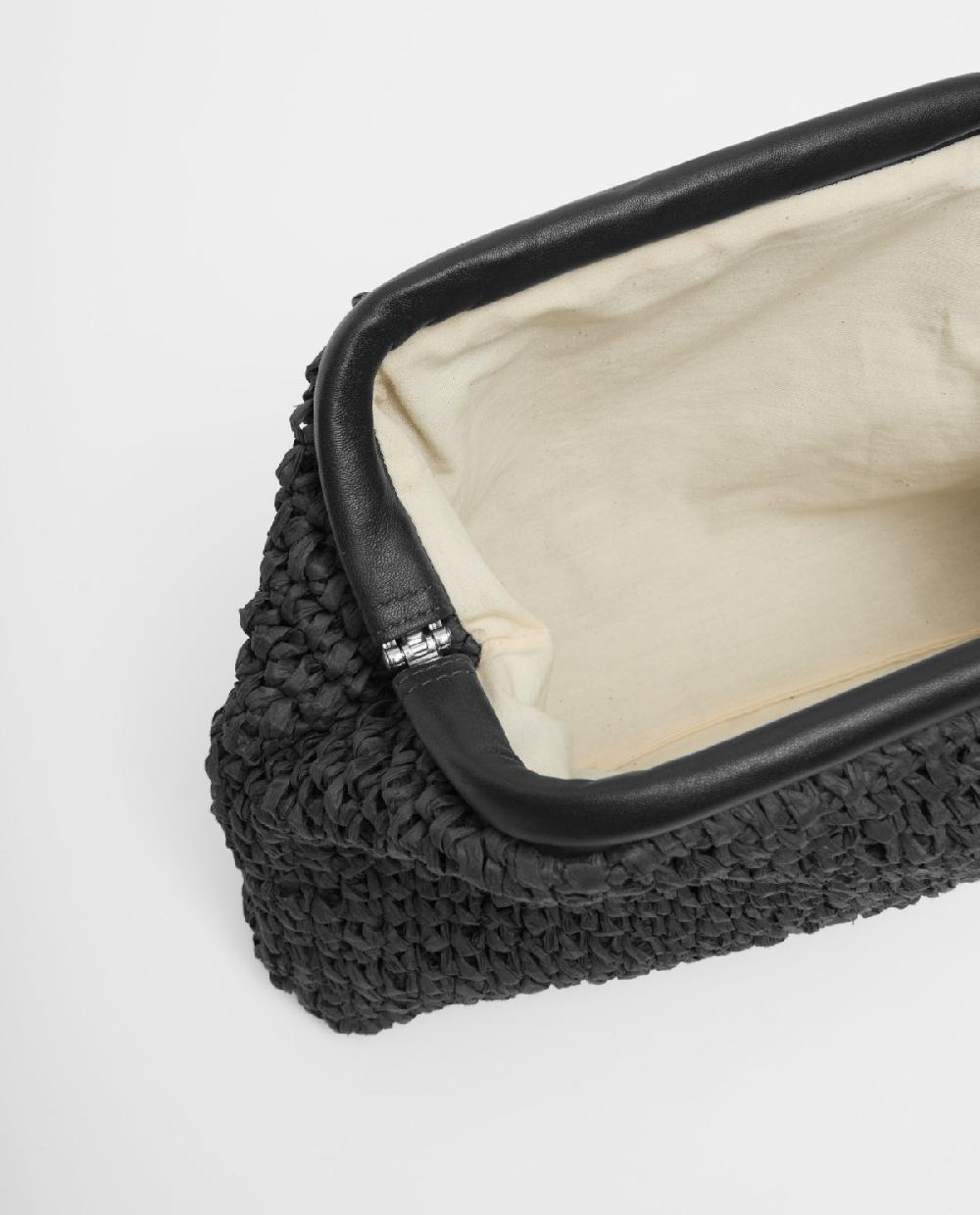 yerse Bolso handmade rafia y piel negro En oferta