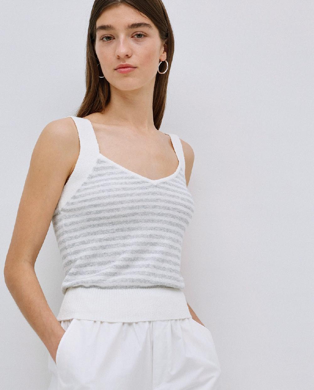 yerse Top tirantes escote pico rayas gris Grandes ahorros