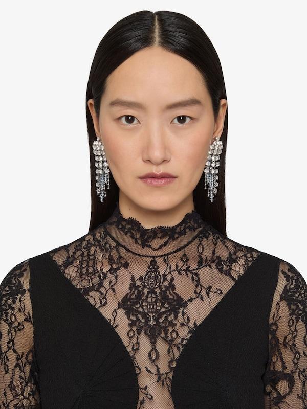Givenchy Crystal Bow earrings in metal with crystals and pearls Ahorra y exporta