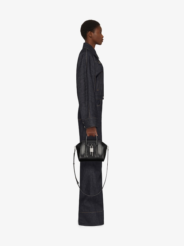 Givenchy Mini Antigona Lock bag in Box leather Precio ultrabajo