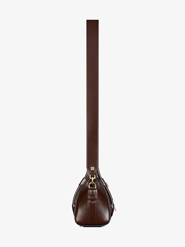 Givenchy Antigona Toy Lock bag in Box leather En línea