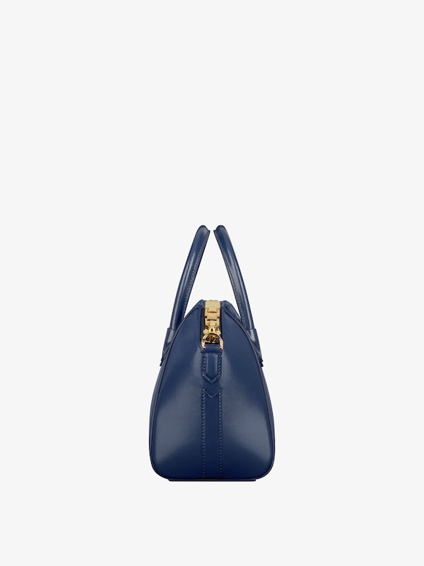 Givenchy Mini Antigona bag in Box leather Venta caliente