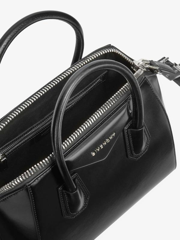 Givenchy Small Antigona bag in Box leather En oferta