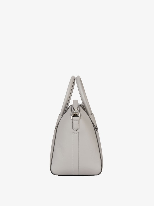 Givenchy Mini Antigona bag in grained leather Rebajas baratas