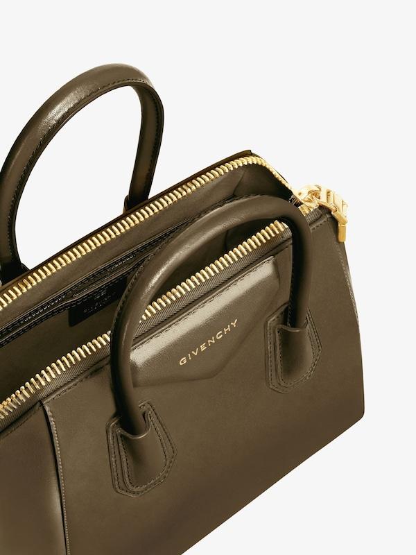 Givenchy Mini Antigona bag in Box leather Los más vendidos