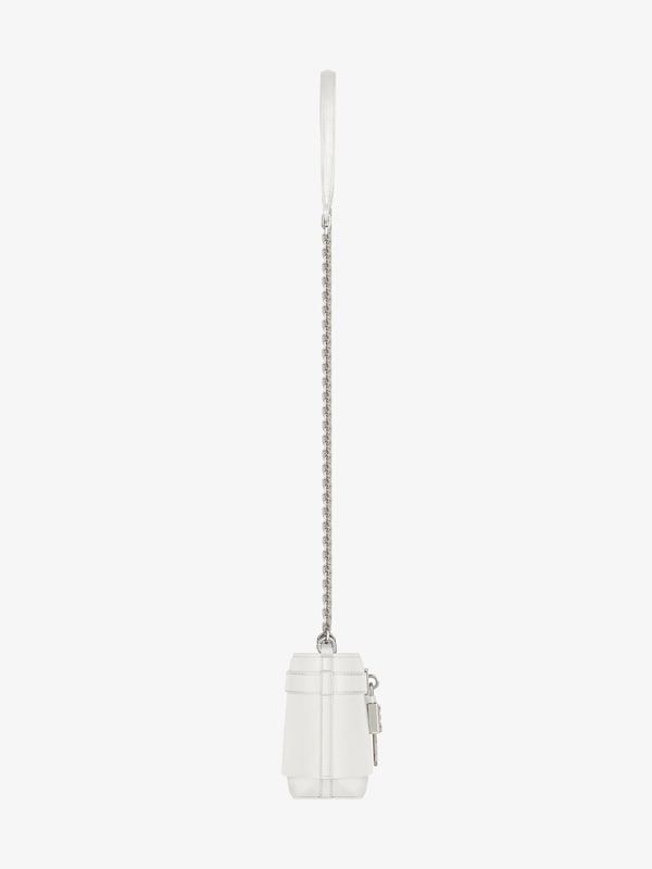 Givenchy Micro Shark Lock bucket bag in Box leather Última moda