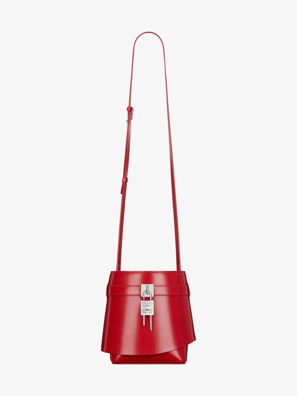 Givenchy Shark Lock bucket bag in Box leather Grandes ahorros