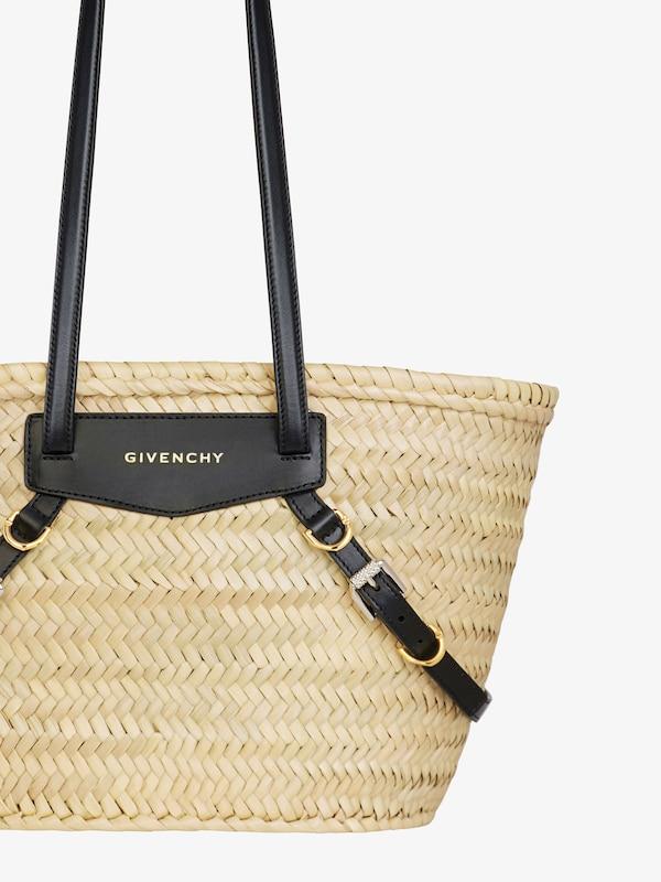 Givenchy Small Voyou basket bag in raffia Liquidación