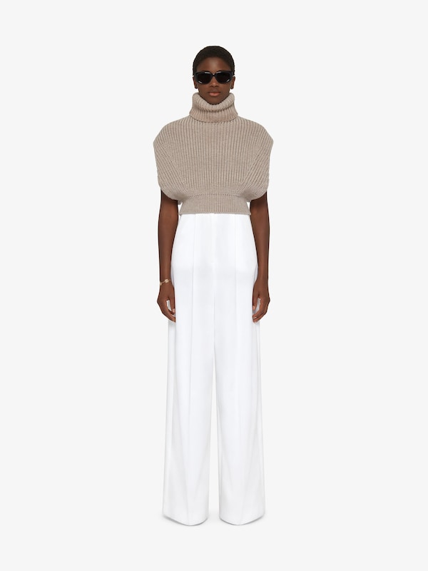 Givenchy Sleeveless turtleneck sweater in wool Envío gratis