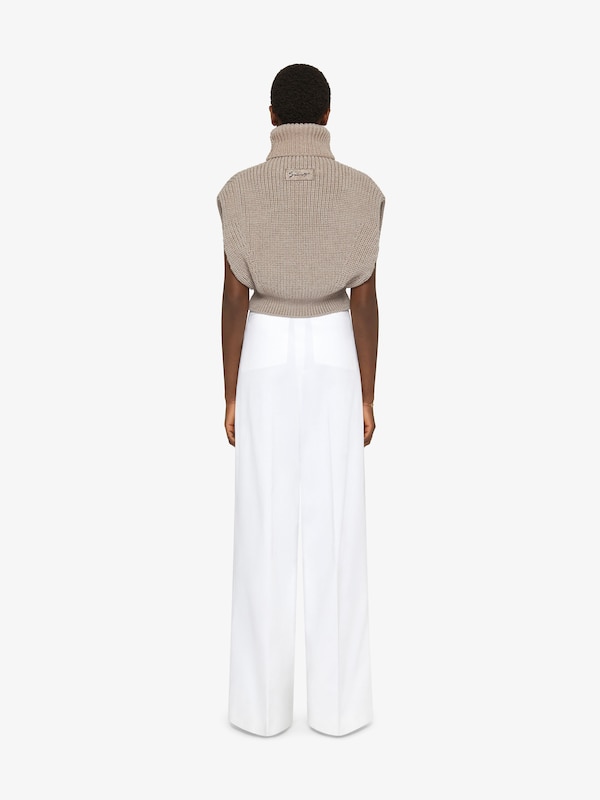 Givenchy Sleeveless turtleneck sweater in wool Envío gratis
