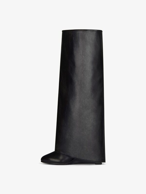 Givenchy Shark Lock Buckles boots in leather Devoluciones gratuitas