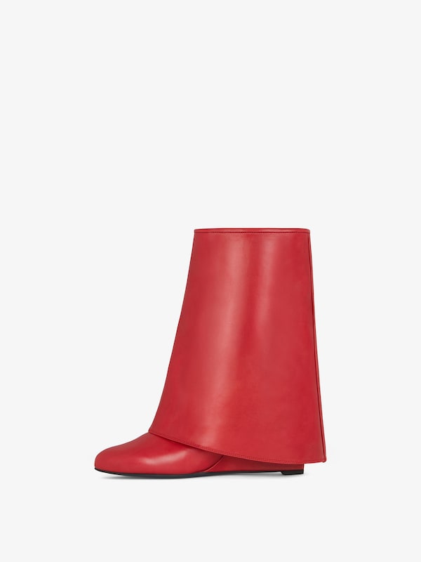 Givenchy Shark Lock Buckles ankle boots in leather Rebajas