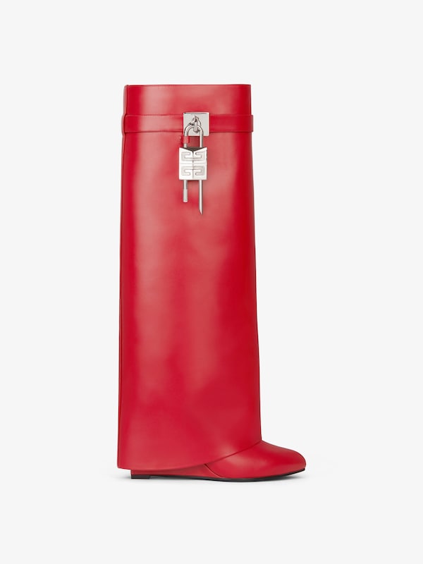 Givenchy Shark Lock boots in leather En oferta