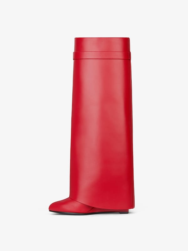 Givenchy Shark Lock boots in leather En oferta