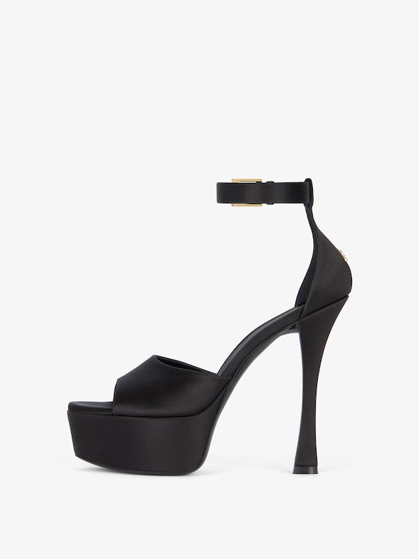 Givenchy 4G Liquid platform sandals in satin Solo hoy