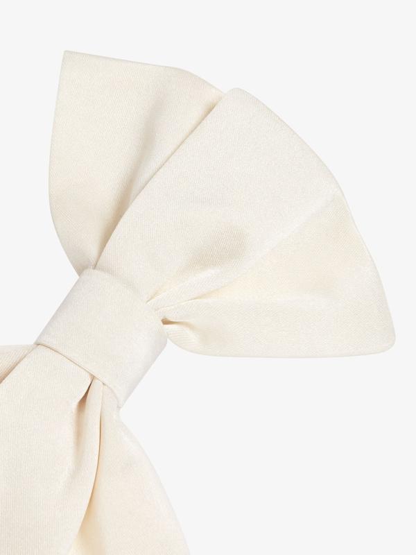 Givenchy Bow tie in silk Precios de Black Friday