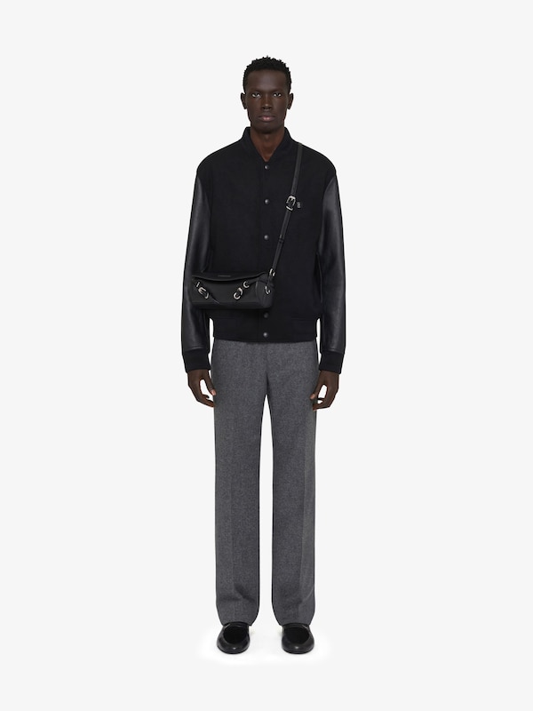 Givenchy Voyou Roller bag in grained leather Solo queda un día