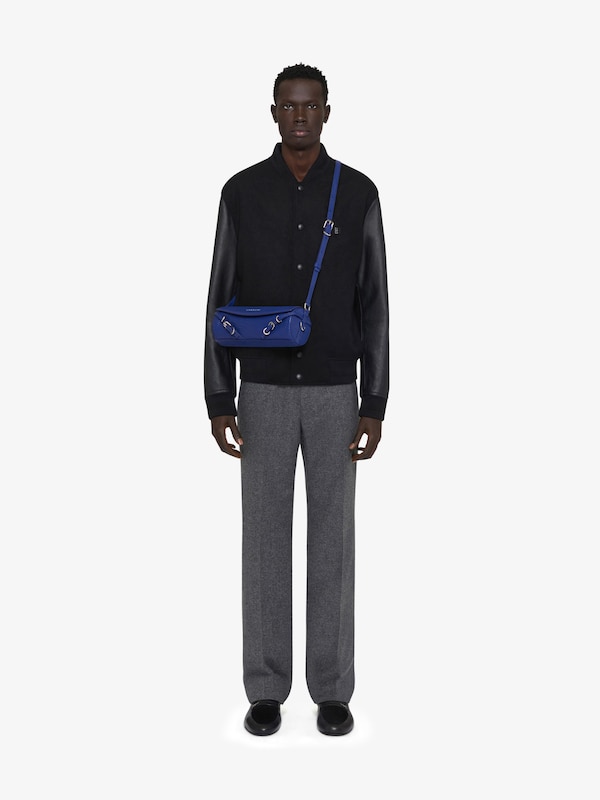 Givenchy Voyou Roller bag in grained leather Superdescuento