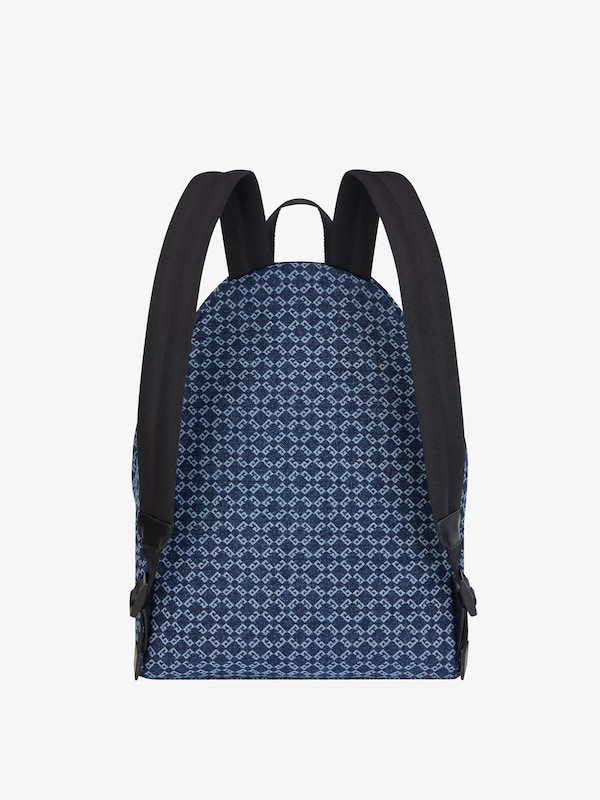 Givenchy Essential U backpack in monogram 72 denim En línea