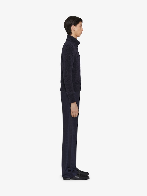 Givenchy Turtleneck sweater in chenille with 4G detail Solo hoy