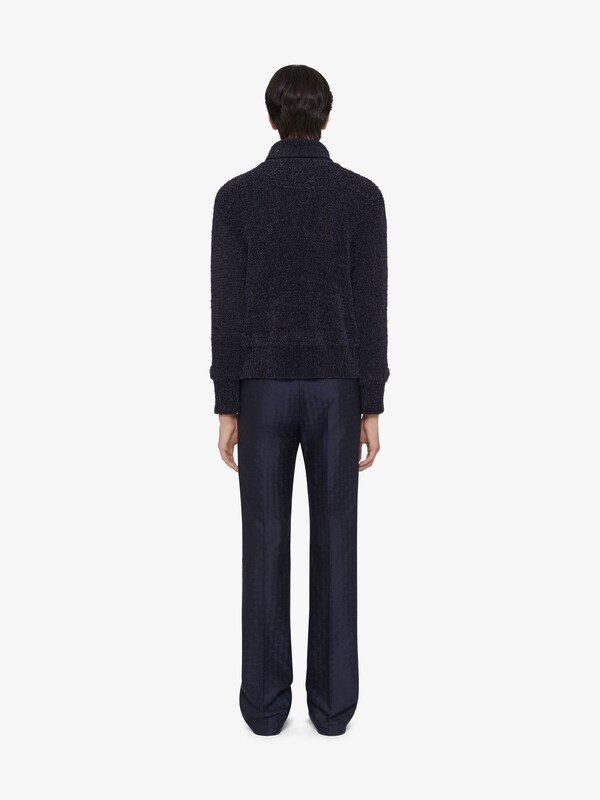 Givenchy Turtleneck sweater in chenille with 4G detail Solo hoy