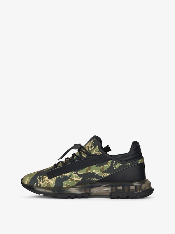 Givenchy Spectre sneakers in camo print Libre de impuestos