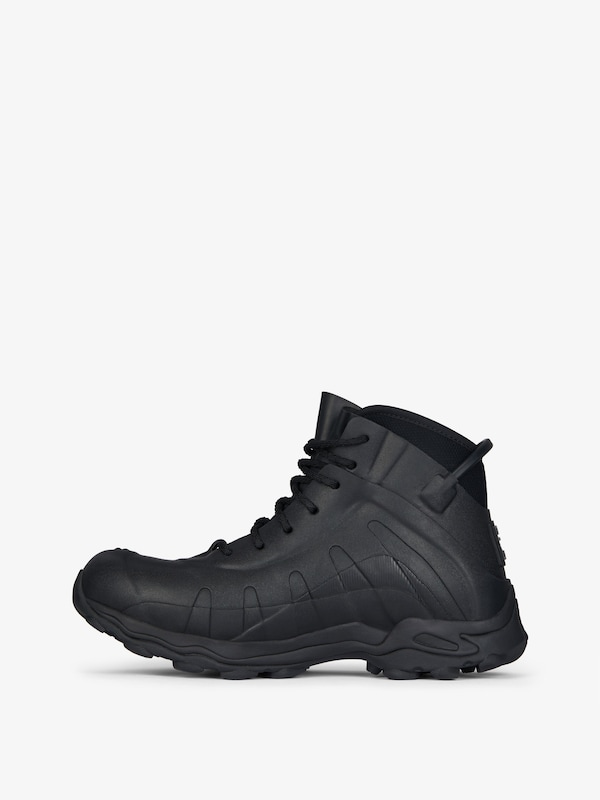Givenchy Bogs lace up boots in rubber and neoprene En oferta