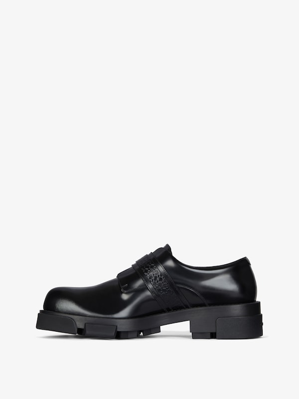 Givenchy Terra derbies in leather Ventas relámpago