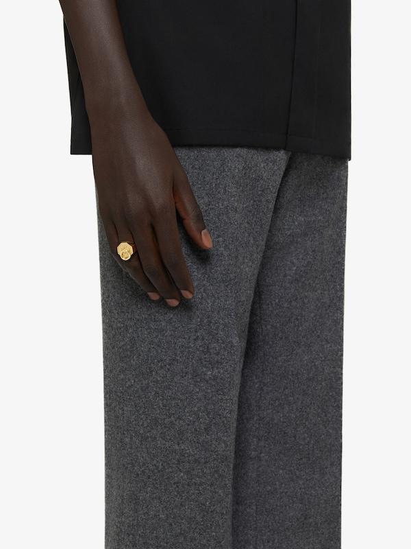 Givenchy Charm ring in metal Descuento por venta flash