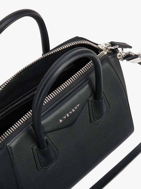 Givenchy Small Antigona bag in grained leather Rebajas de fábrica