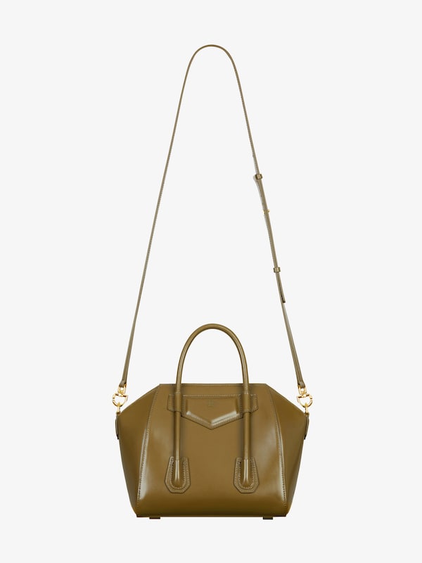 Givenchy Mini Antigona Lock bag in Box leather Oferta especial