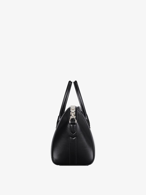 Givenchy Mini Antigona bag in Box leather Envío gratis