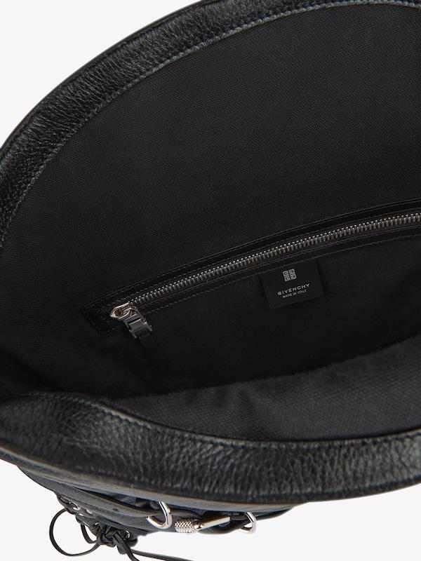 Givenchy Medium Voyou bag in corset style leather Solo queda un día