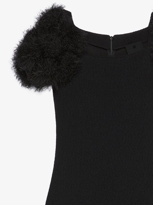 Givenchy Dress in knit with pompoms Descuentos del mes