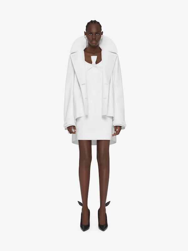 Givenchy Oversized asymmetric peacoat in leather Limitado a 3 días