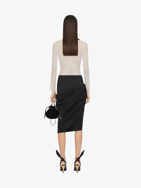 Givenchy Blouse in silk georgette with swallow collar En oferta