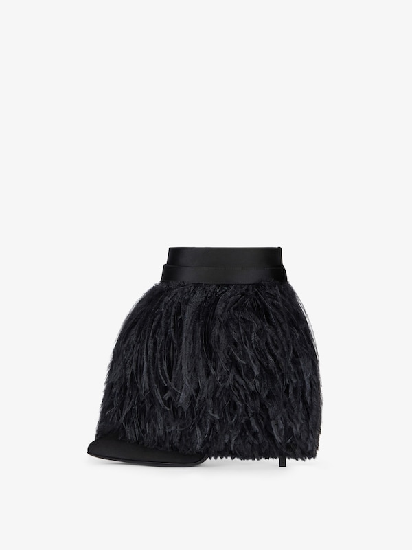Givenchy Shark Lock Stiletto ankle boots in satin with feathers Rebajas de fábrica