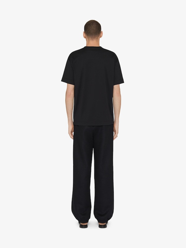 Givenchy T-shirt in cotton with GIVENCHY medallion Últimos 2 días