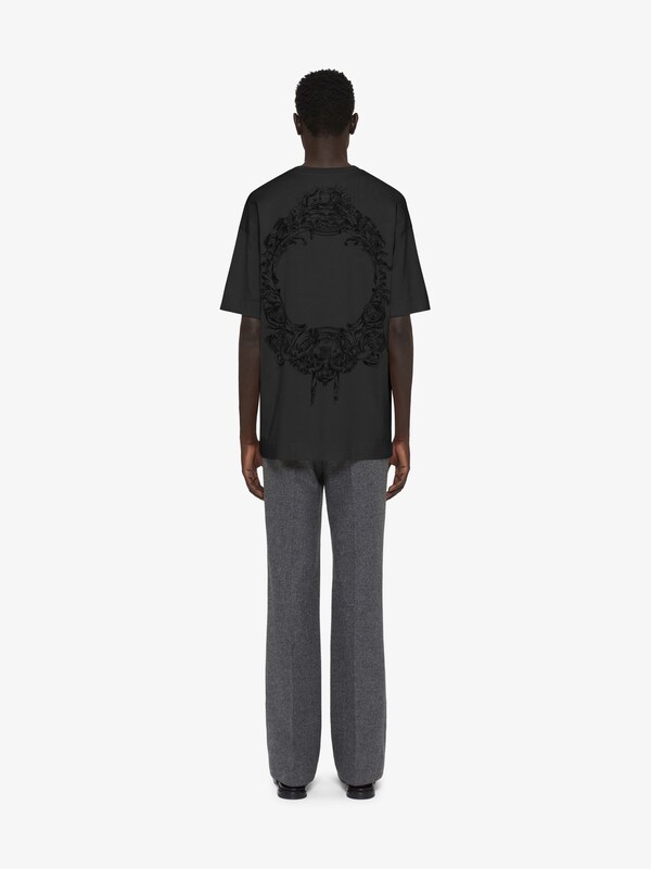 Givenchy T-shirt in cotton with GIVENCHY signature Liquidación